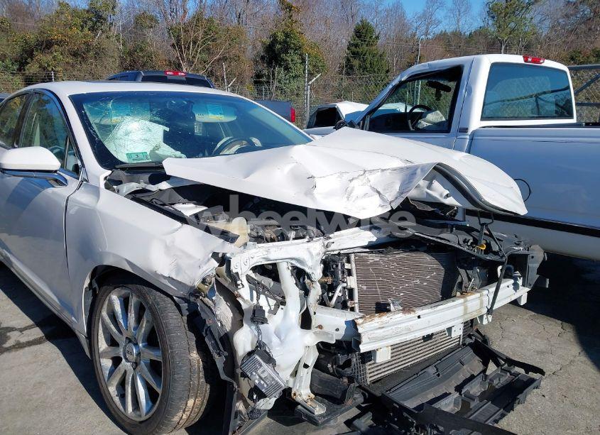 Photo 6 of 2016 Lincoln Mkz (VIN 3LN6L2J91GR610229)