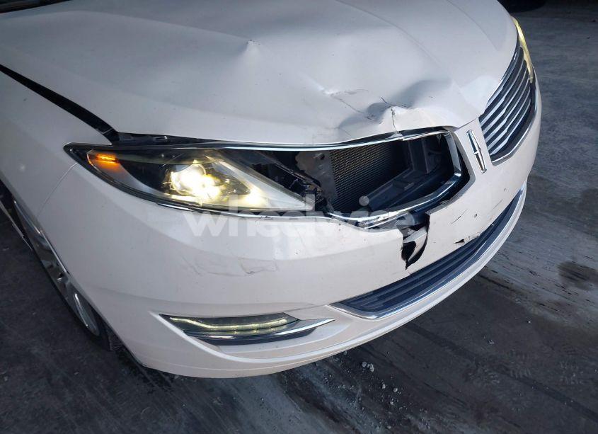 Photo 6 of 2013 Lincoln Mkz (VIN 3LN6L2J92DR803016)