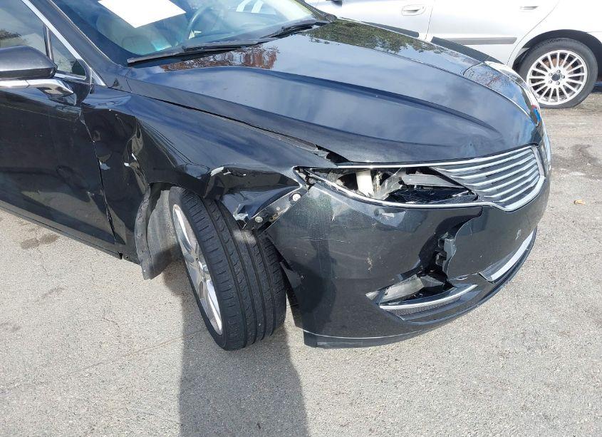 Photo 6 of 2014 Lincoln Mkz (VIN 3LN6L2J92ER821100)