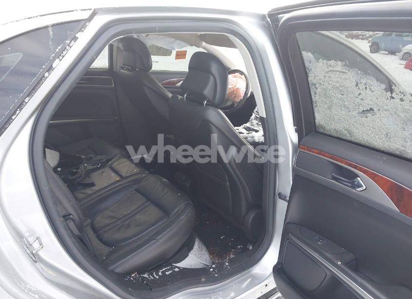 Photo 8 of 2014 Lincoln Mkz (VIN 3LN6L2J92ER832064)