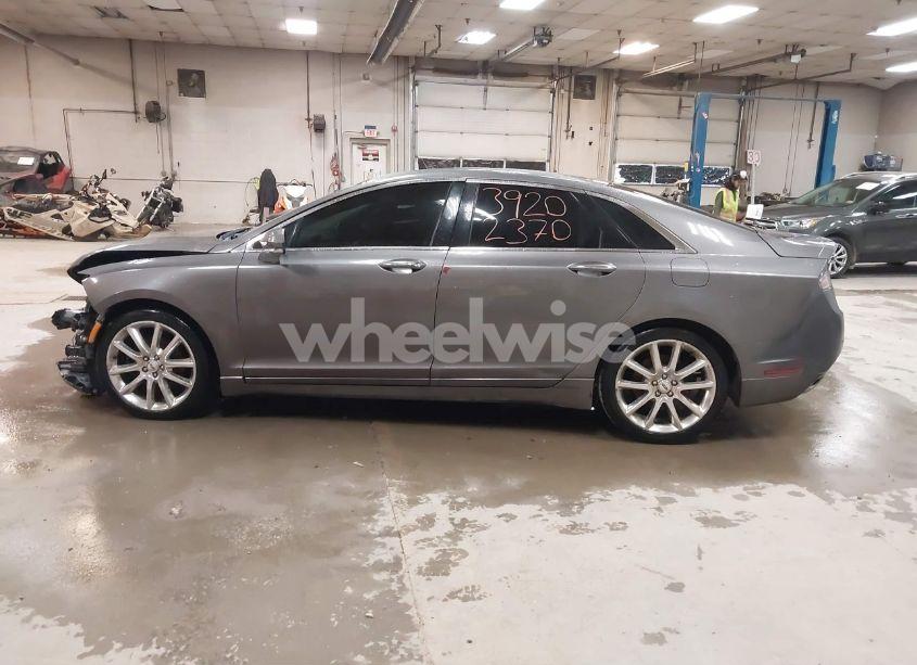 Photo 14 of 2014 Lincoln Mkz (VIN 3LN6L2J93ER819226)