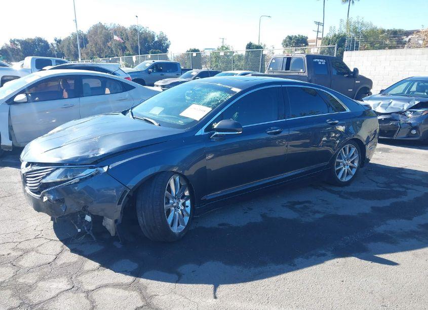 Photo 2 of 2014 Lincoln Mkz (VIN 3LN6L2J94ER834656)