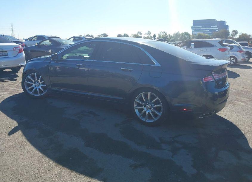 Photo 3 of 2014 Lincoln Mkz (VIN 3LN6L2J94ER834656)