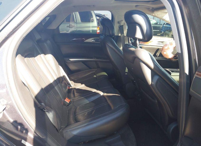 Photo 8 of 2014 Lincoln Mkz (VIN 3LN6L2J94ER834656)