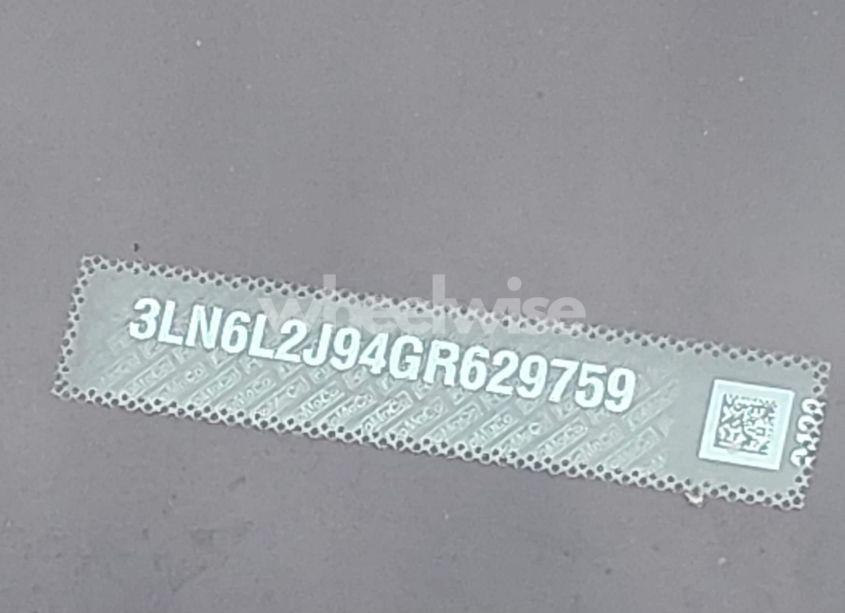 Photo 9 of 2016 Lincoln Mkz (VIN 3LN6L2J94GR629759)