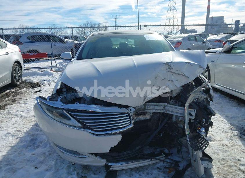 Photo 12 of 2013 Lincoln Mkz (VIN 3LN6L2J95DR803074)