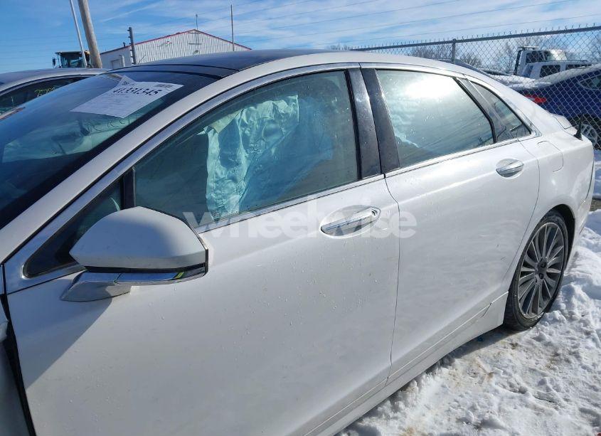 Photo 14 of 2013 Lincoln Mkz (VIN 3LN6L2J95DR803074)