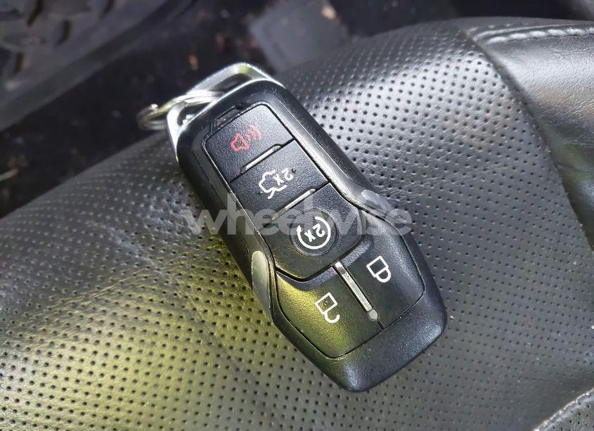 Photo 11 of 2013 Lincoln Mkz N/A (VIN 3LN6L2J95DR804855)