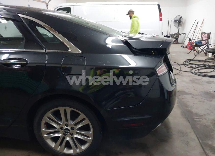 Photo 18 of 2014 Lincoln Mkz (VIN 3LN6L2J97ER814157)