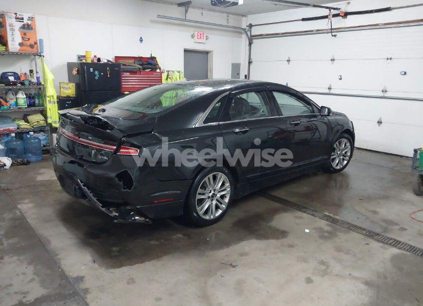 Photo 4 of 2014 Lincoln Mkz (VIN 3LN6L2J97ER814157)