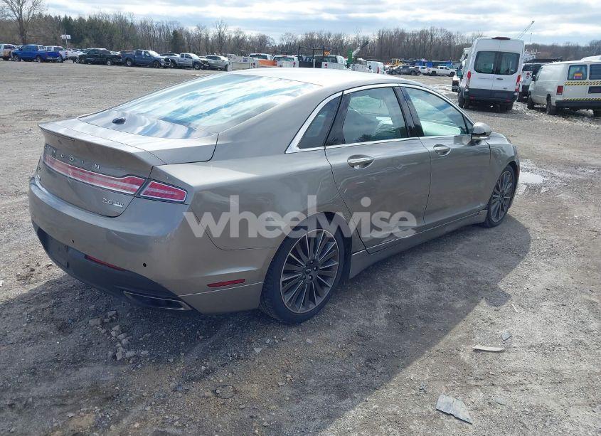 Photo 4 of 2016 Lincoln Mkz (VIN 3LN6L2J97GR620862)