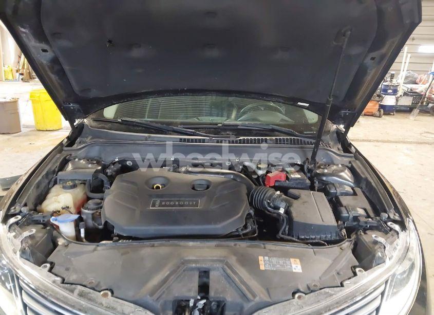 Photo 10 of 2013 Lincoln Mkz (VIN 3LN6L2J98DR803778)