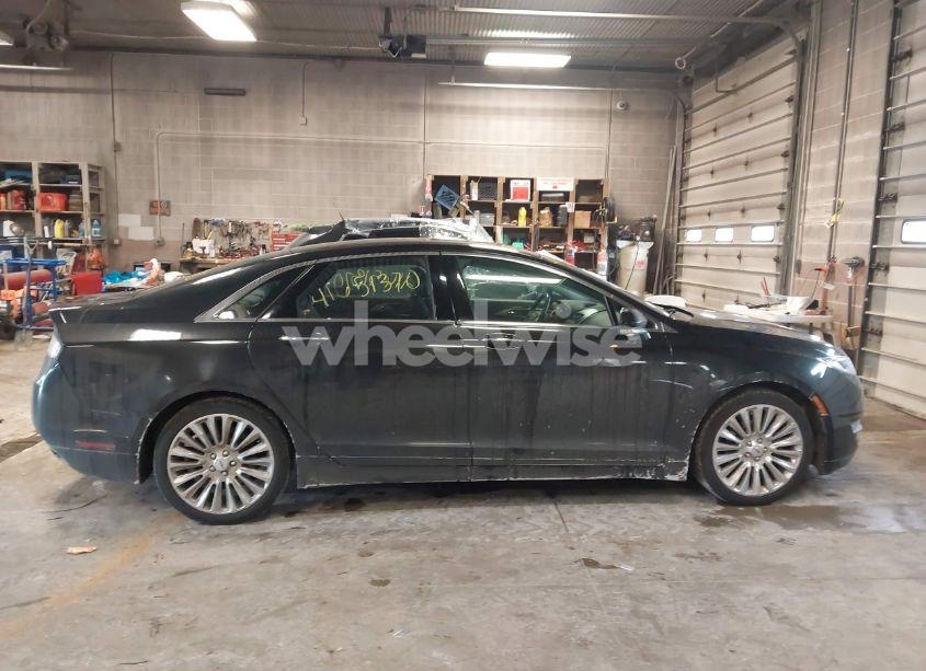 Photo 13 of 2013 Lincoln Mkz (VIN 3LN6L2J98DR803778)