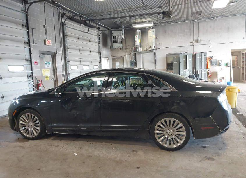 Photo 14 of 2013 Lincoln Mkz (VIN 3LN6L2J98DR803778)