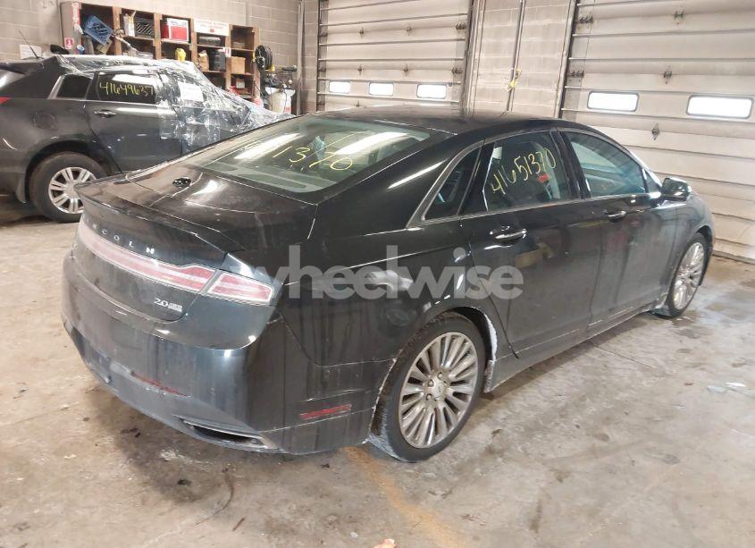 Photo 4 of 2013 Lincoln Mkz (VIN 3LN6L2J98DR803778)