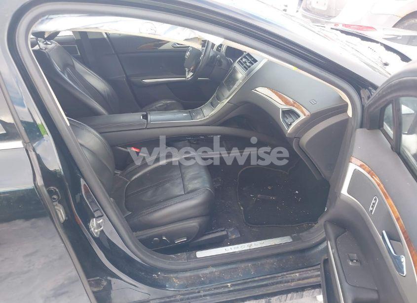 Photo 5 of 2014 Lincoln Mkz (VIN 3LN6L2J99ER800244)