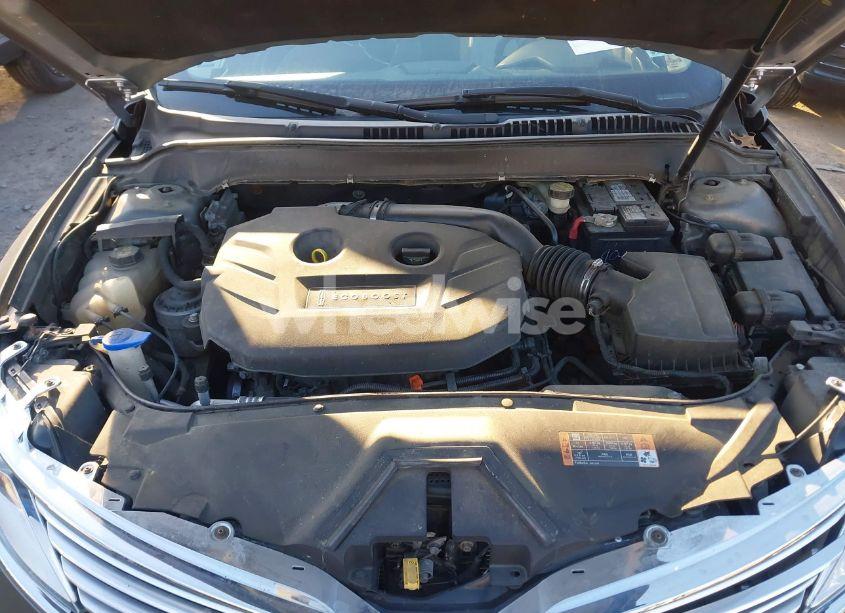 Photo 10 of 2014 Lincoln Mkz (VIN 3LN6L2J99ER823846)