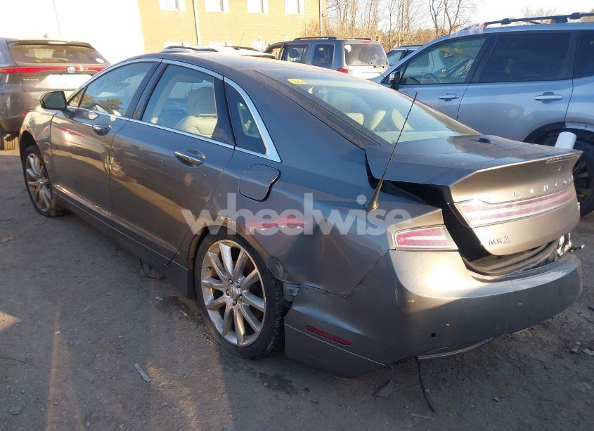 Photo 3 of 2014 Lincoln Mkz (VIN 3LN6L2J99ER823846)