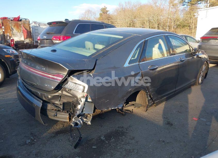 Photo 4 of 2014 Lincoln Mkz (VIN 3LN6L2J99ER823846)
