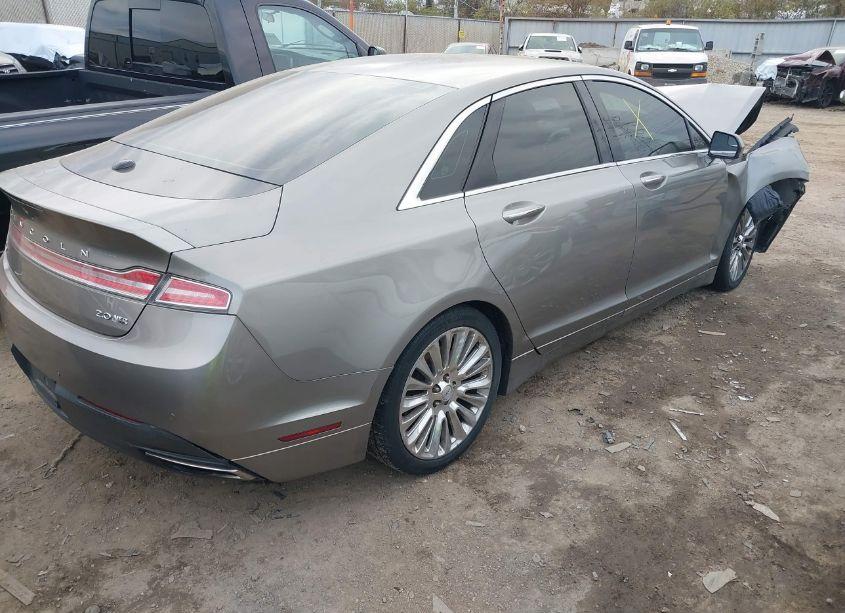 Photo 4 of 2015 Lincoln Mkz (VIN 3LN6L2J99FR617556)