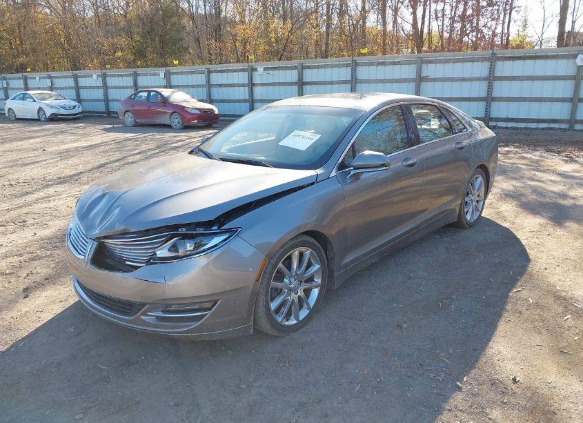 Photo 2 of 2016 Lincoln Mkz (VIN 3LN6L2J99GR620863)