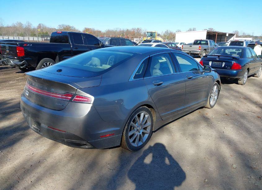 Photo 4 of 2016 Lincoln Mkz (VIN 3LN6L2J99GR620863)