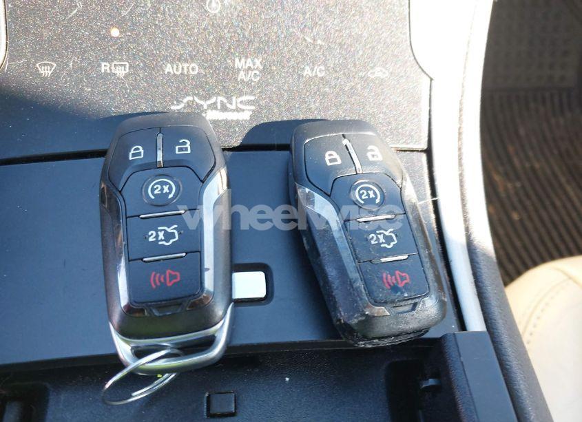 Photo 11 of 2014 Lincoln Mkz (VIN 3LN6L2J9XER808451)