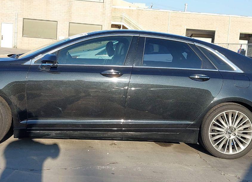 Photo 15 of 2013 Lincoln Mkz (VIN 3LN6L2JK0DR827866)