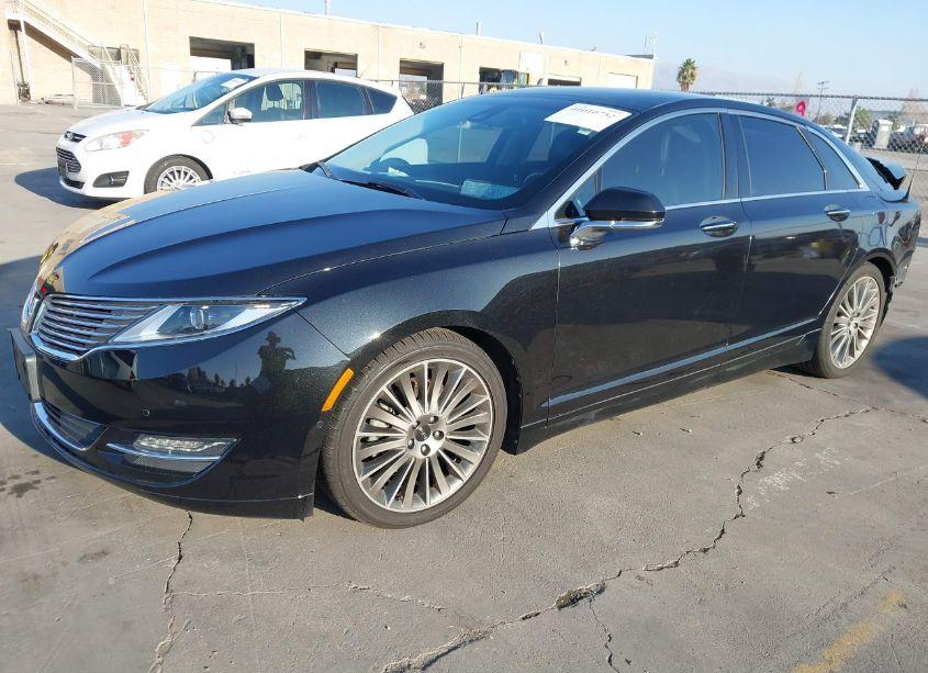Photo 2 of 2013 Lincoln Mkz (VIN 3LN6L2JK0DR827866)