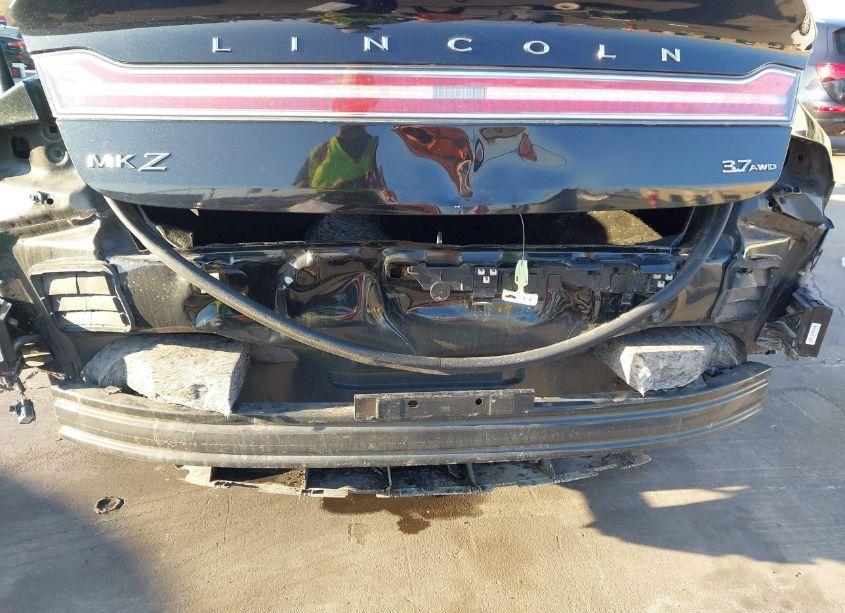 Photo 6 of 2013 Lincoln Mkz (VIN 3LN6L2JK0DR827866)