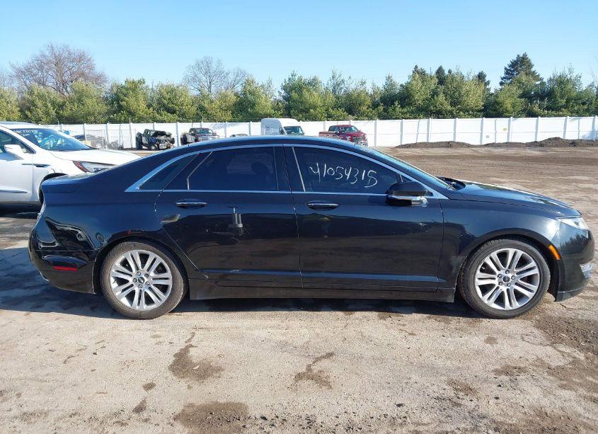 Photo 14 of 2014 Lincoln Mkz (VIN 3LN6L2JK0ER827397)