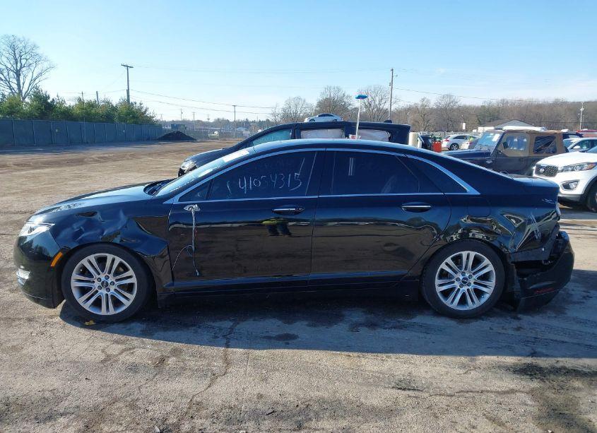 Photo 15 of 2014 Lincoln Mkz (VIN 3LN6L2JK0ER827397)