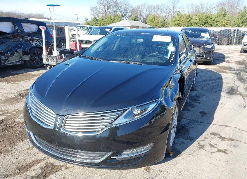 Photo 2 of 2014 Lincoln Mkz (VIN 3LN6L2JK0ER827397)