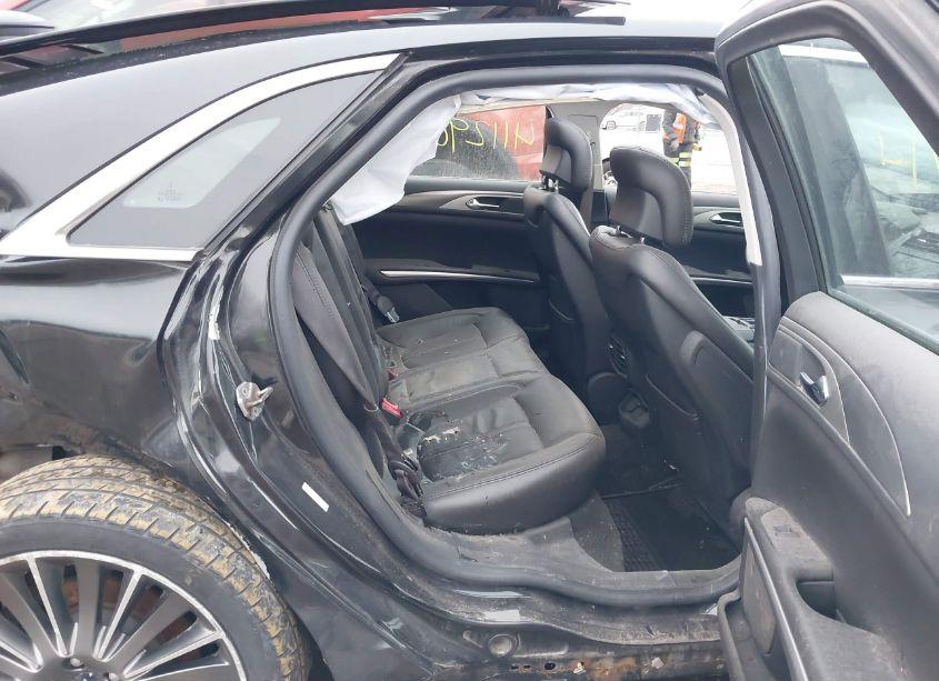 Photo 8 of 2013 Lincoln Mkz (VIN 3LN6L2JK1DR825611)