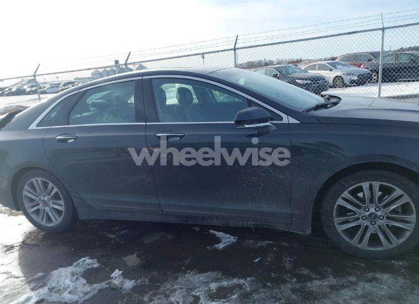 Photo 13 of 2015 Lincoln Mkz (VIN 3LN6L2JK1FR619109)