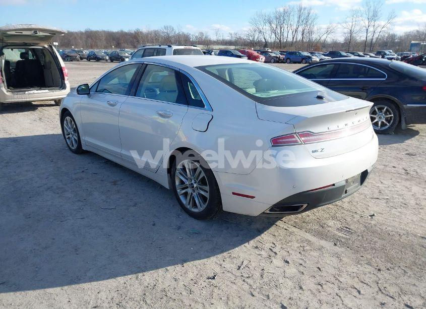 Photo 3 of 2014 Lincoln Mkz (VIN 3LN6L2JK2ER810679)