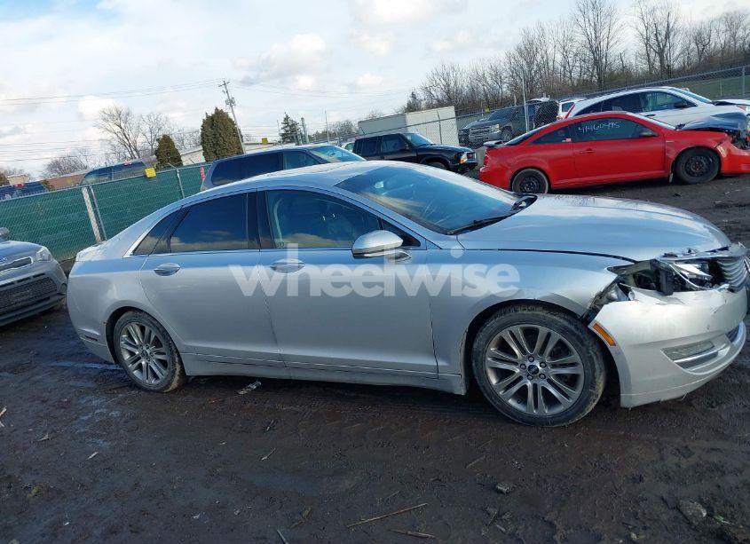 Photo 13 of 2013 Lincoln Mkz (VIN 3LN6L2JK4DR806860)