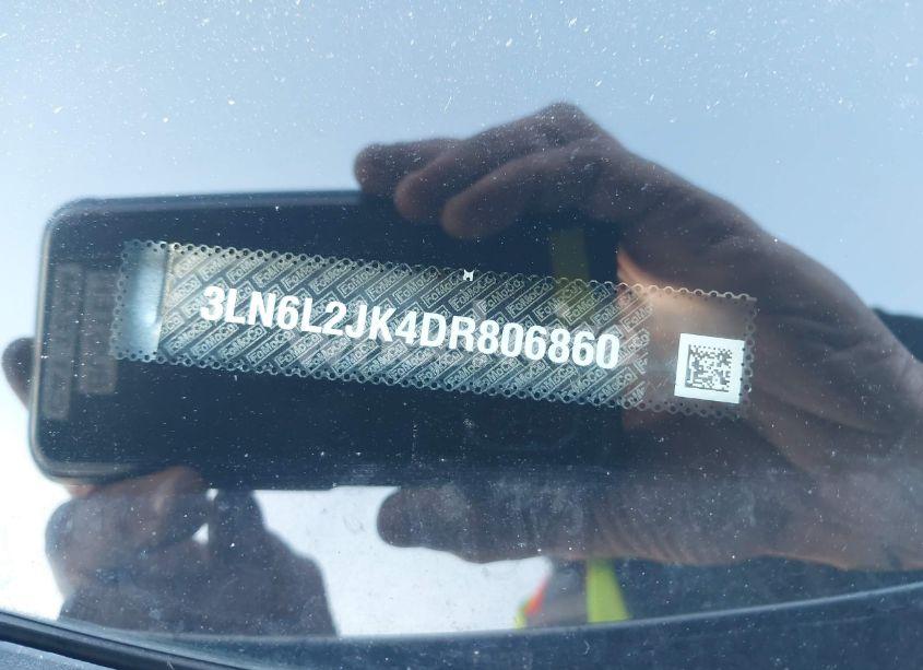 Photo 9 of 2013 Lincoln Mkz (VIN 3LN6L2JK4DR806860)