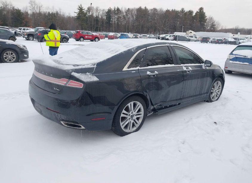 Photo 4 of 2014 Lincoln Mkz (VIN 3LN6L2JK4ER827306)