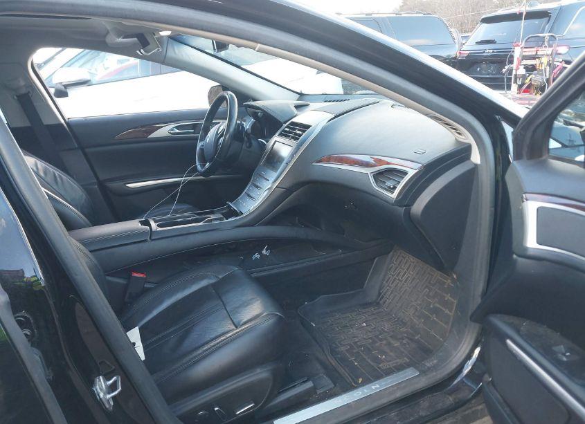 Photo 5 of 2016 Lincoln Mkz (VIN 3LN6L2JK6GR614862)