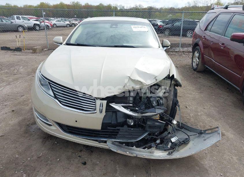Photo 13 of 2014 Lincoln Mkz (VIN 3LN6L2JK7ER821385)