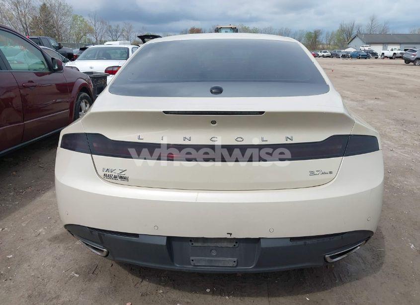 Photo 17 of 2014 Lincoln Mkz (VIN 3LN6L2JK7ER821385)