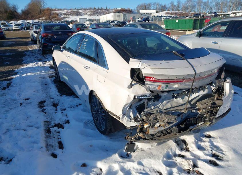 Photo 3 of 2014 Lincoln Mkz (VIN 3LN6L2JK8ER829057)