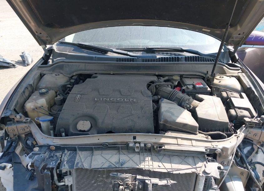 Photo 10 of 2015 Lincoln Mkz (VIN 3LN6L2JK8FR622301)