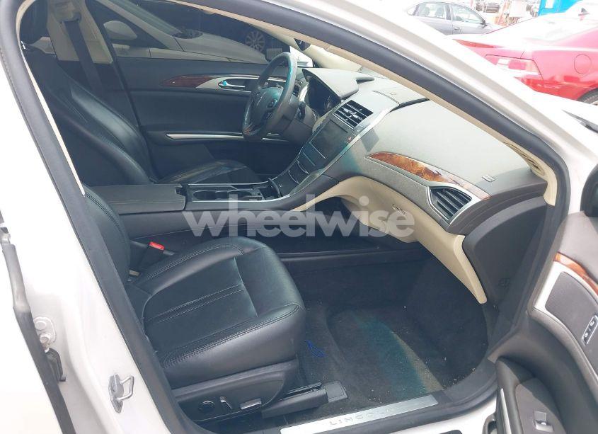 Photo 5 of 2014 Lincoln Mkz HYBRID (VIN 3LN6L2LU1ER824930)