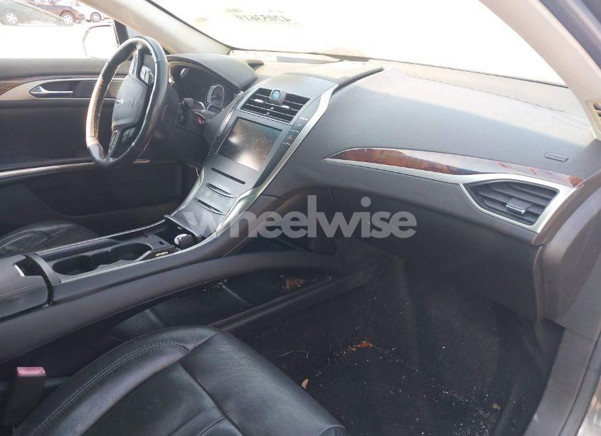 Photo 5 of 2014 Lincoln Mkz HYBRID (VIN 3LN6L2LU1ER831747)