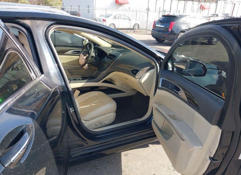 Photo 5 of 2014 Lincoln Mkz HYBRID (VIN 3LN6L2LU6ER824373)