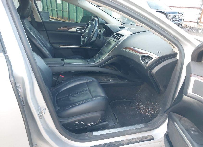 Photo 5 of 2015 Lincoln Mkz HYBRID (VIN 3LN6L2LU8FR610826)