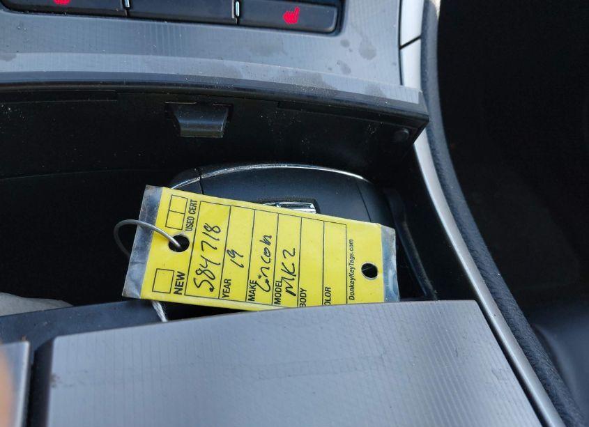 Photo 11 of 2019 Lincoln Mkz STANDARD (VIN 3LN6L5A94KR617637)