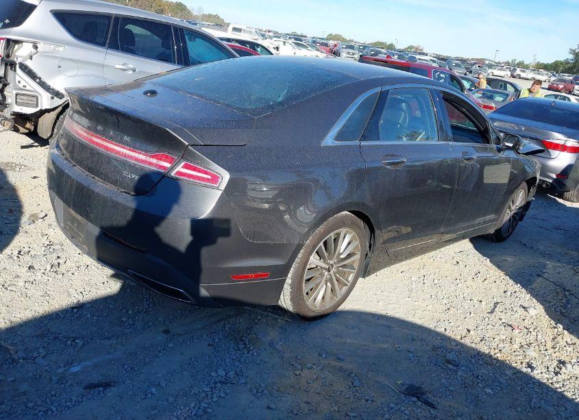 Photo 4 of 2019 Lincoln Mkz STANDARD (VIN 3LN6L5A94KR617637)